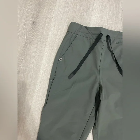 Womens Figs scrub pants - Picture 2 of 4